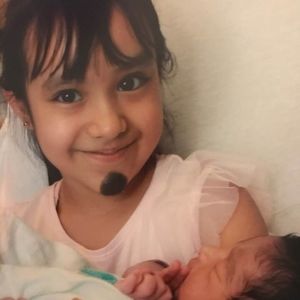 Meet your Posher, Iris